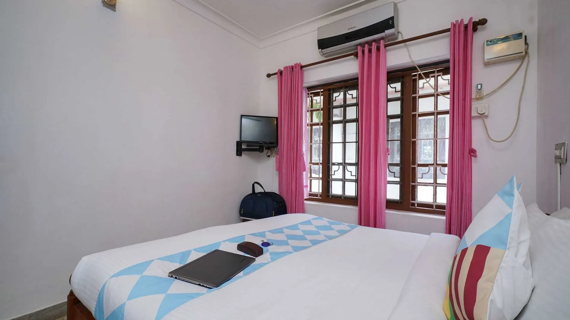 Oyo 18323 Home Splendid Stay Fort Kochi Beach India